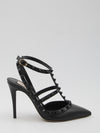 rockstud pumps
