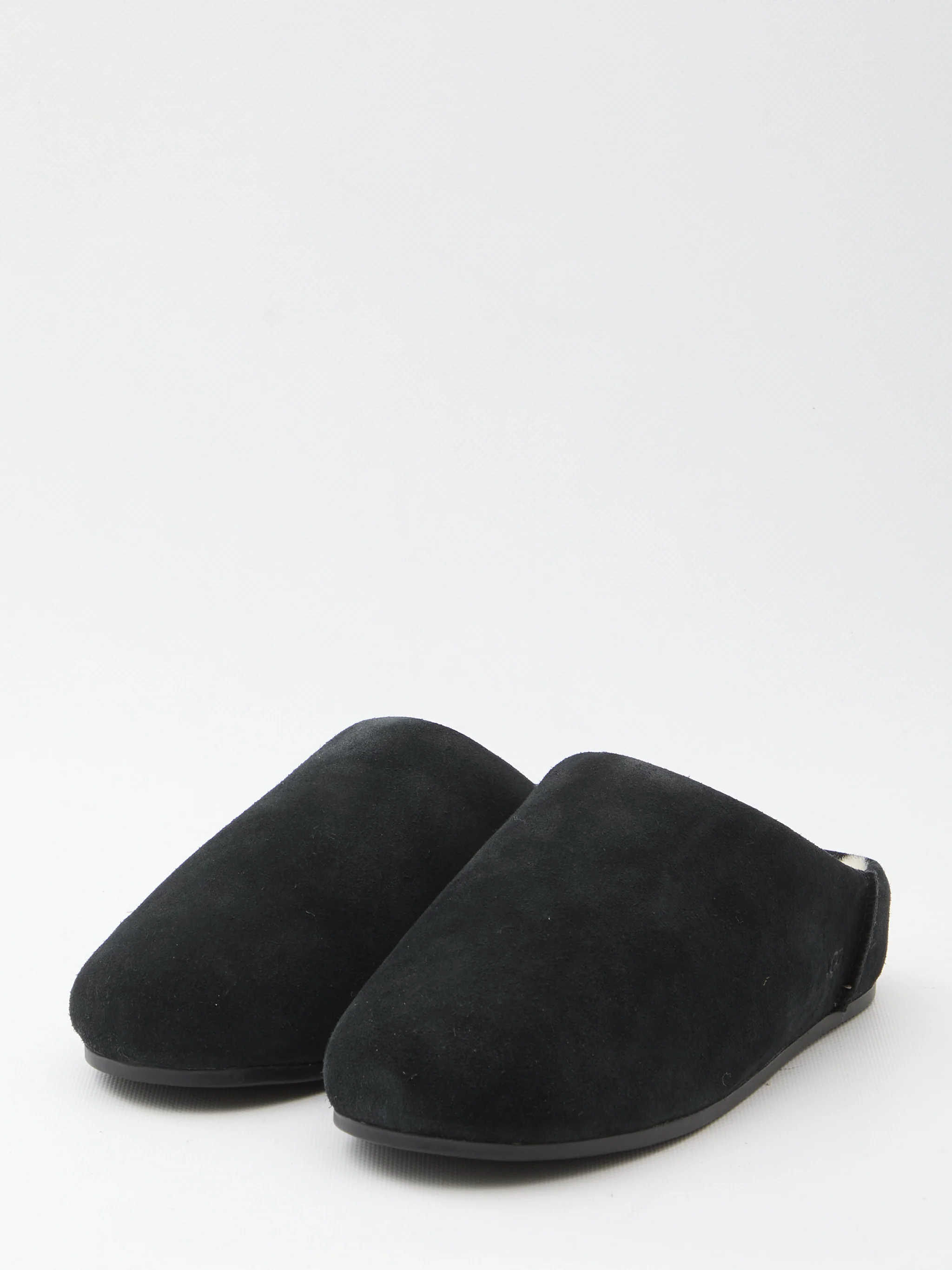 elea slip-on ugg