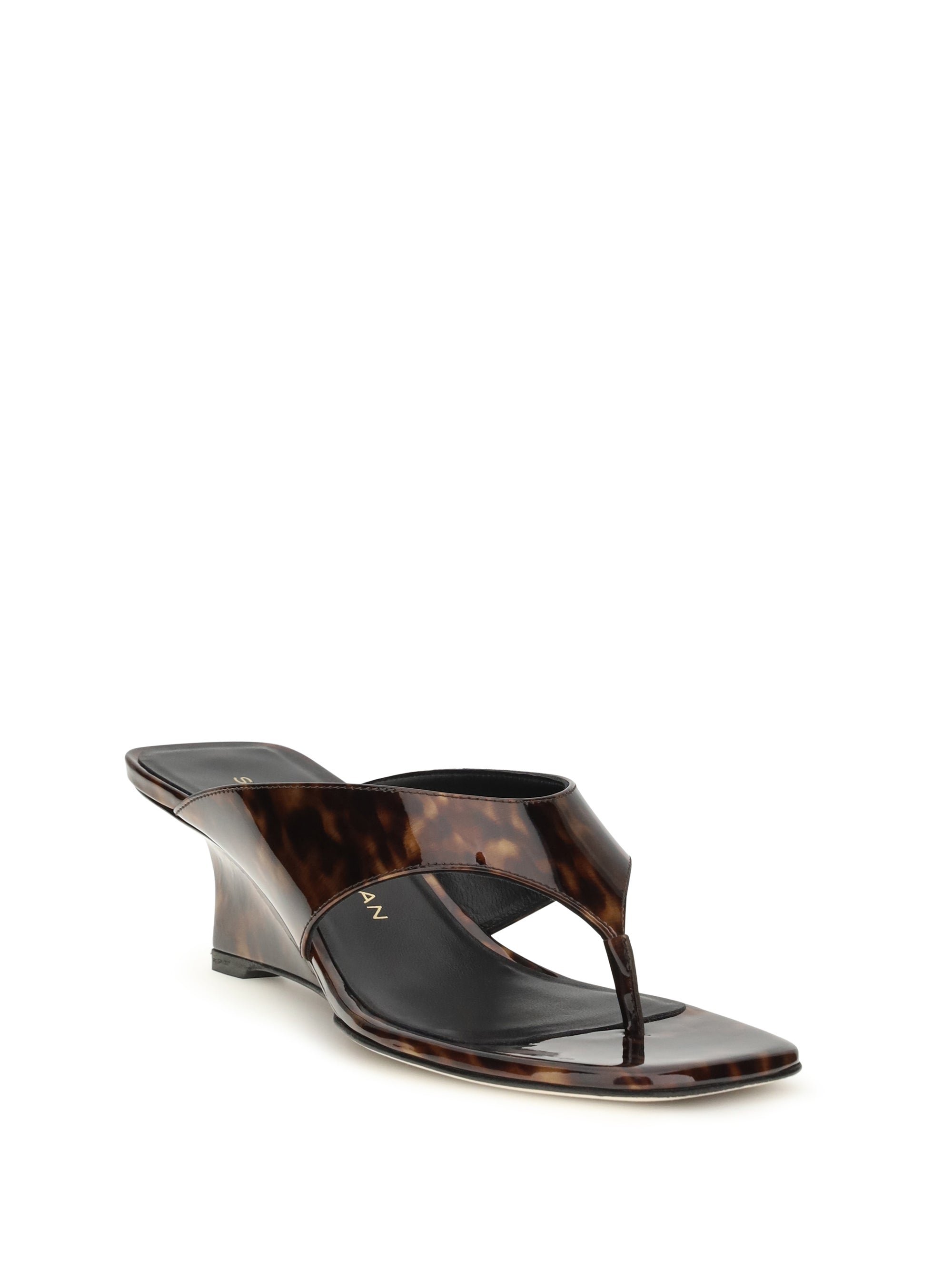 STUART WEITZMAN 36 vinnie thong sandals