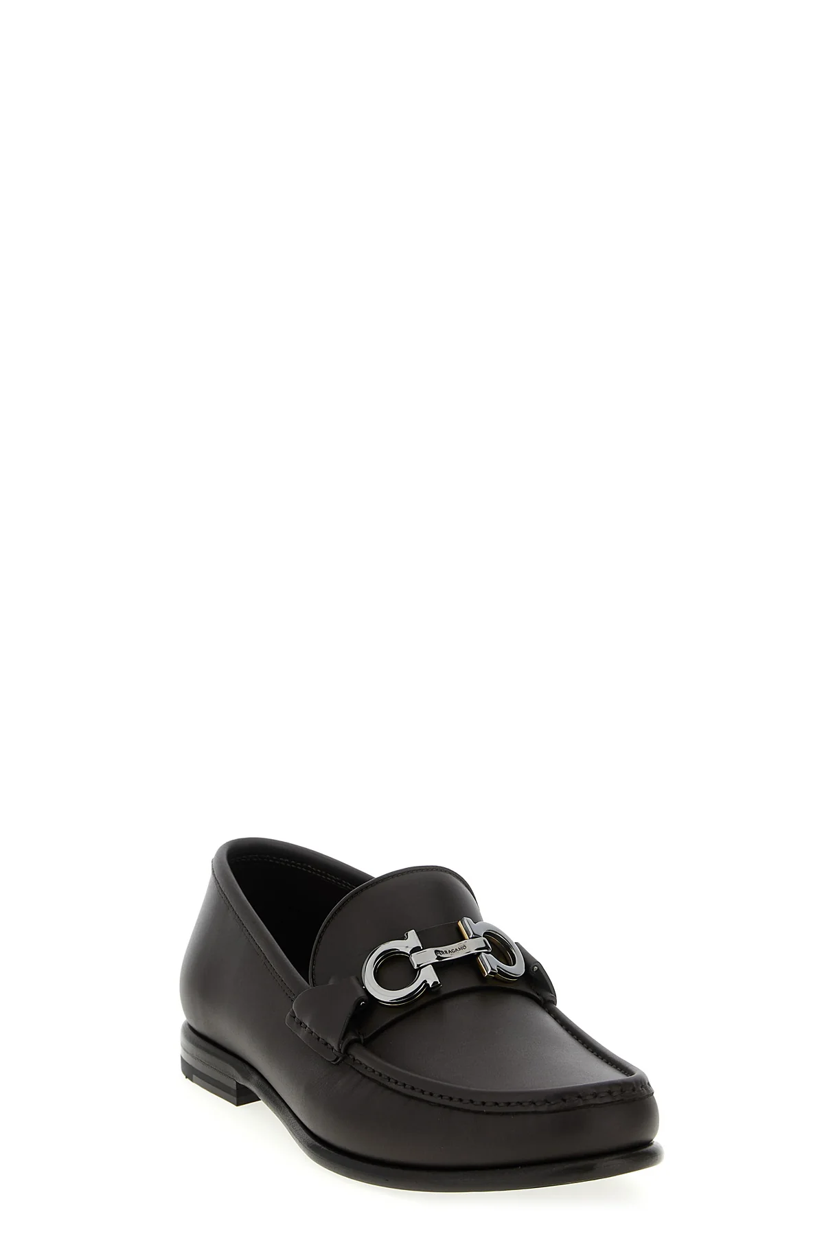 FERRAGAMO 7 avril leather loafers