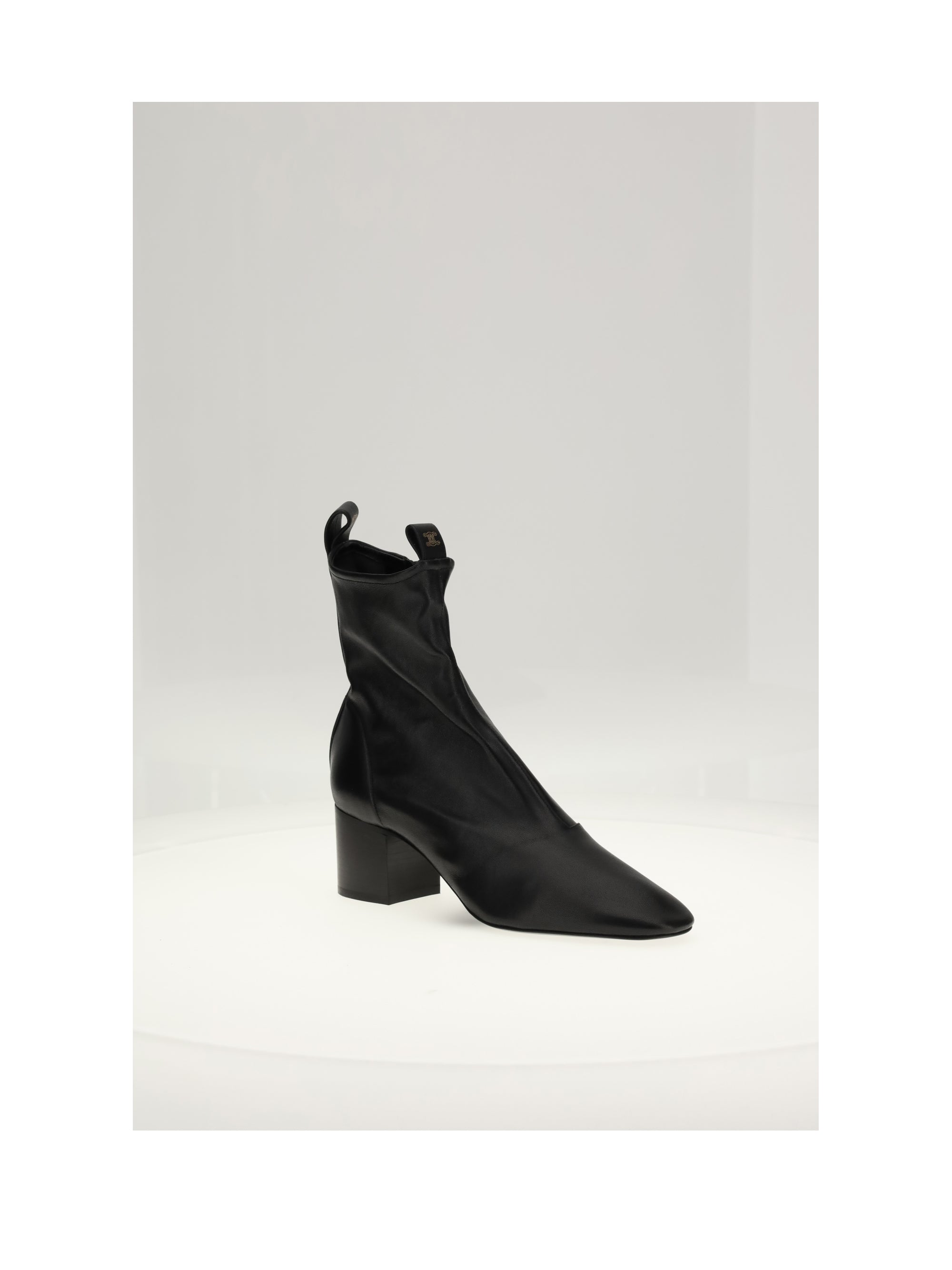 CELINE 37 zipped boot 55