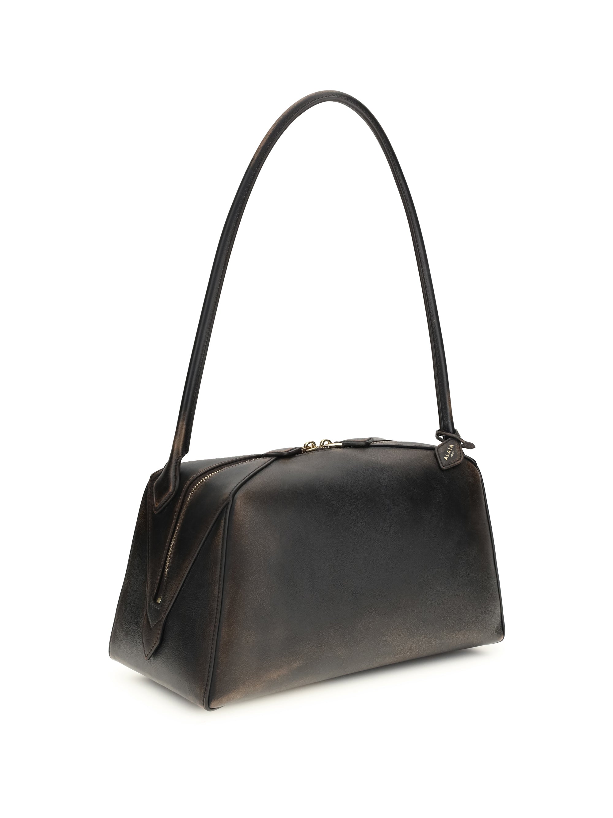 le bouledogue shoulder bag in aged leather
