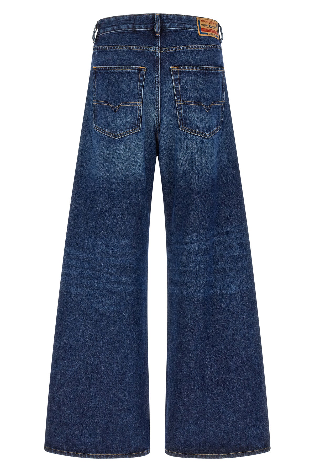 DIESEL 27 the 1996 d-sire jeans diesel redefine the volumes of the daily wardrobe throug