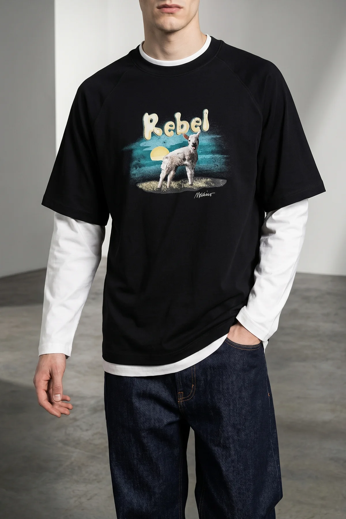 the moschino t-shirt