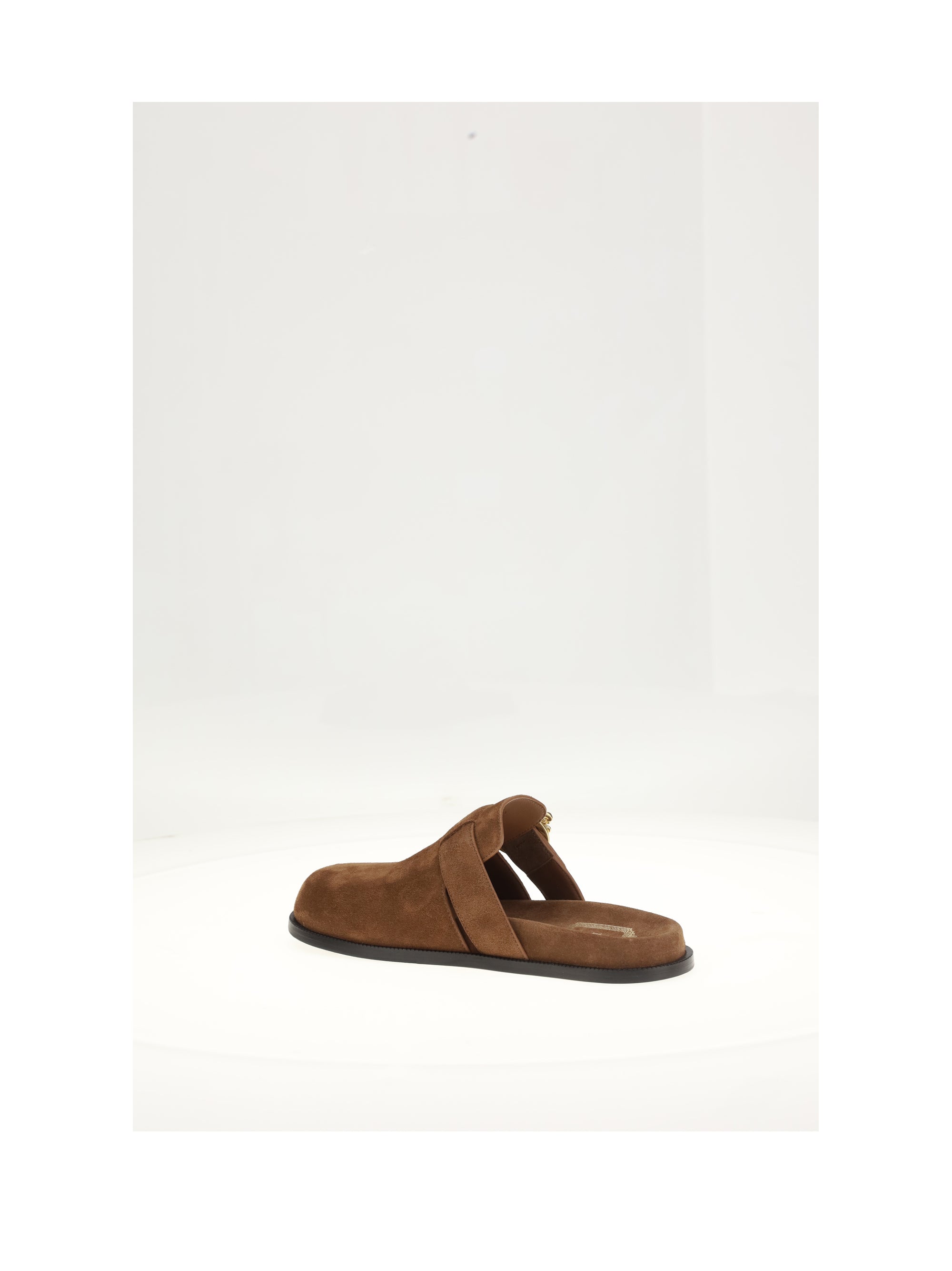 flat shoes