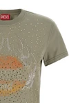 the diesel t-maggy-cry t-shirt redefines casual aesthetics through an elaborat