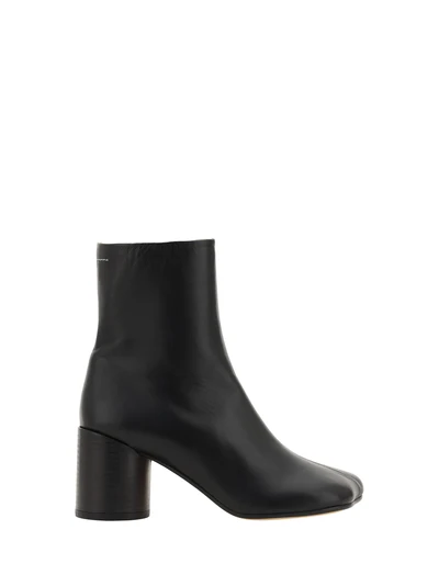 heeled ankle boots