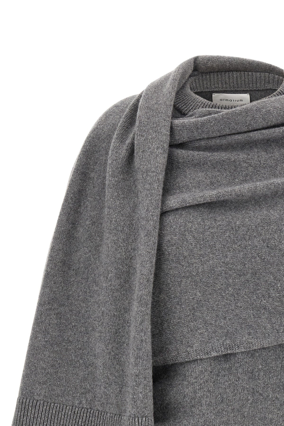 the armarium alida sweater redefines knitwear through a hybrid and innovative