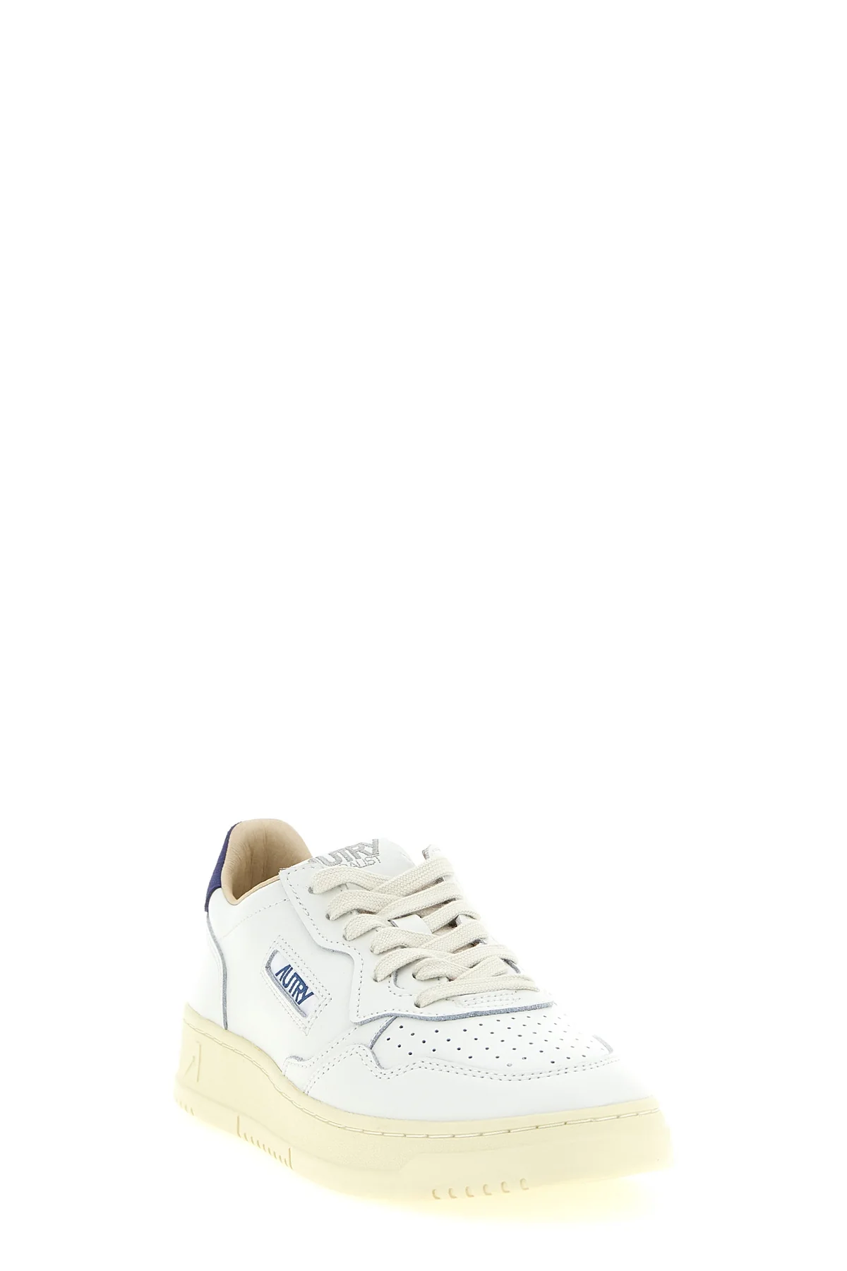 autry medalist low sneakers