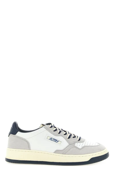 autry medalist low sneakers feature a structured low-top silhouette