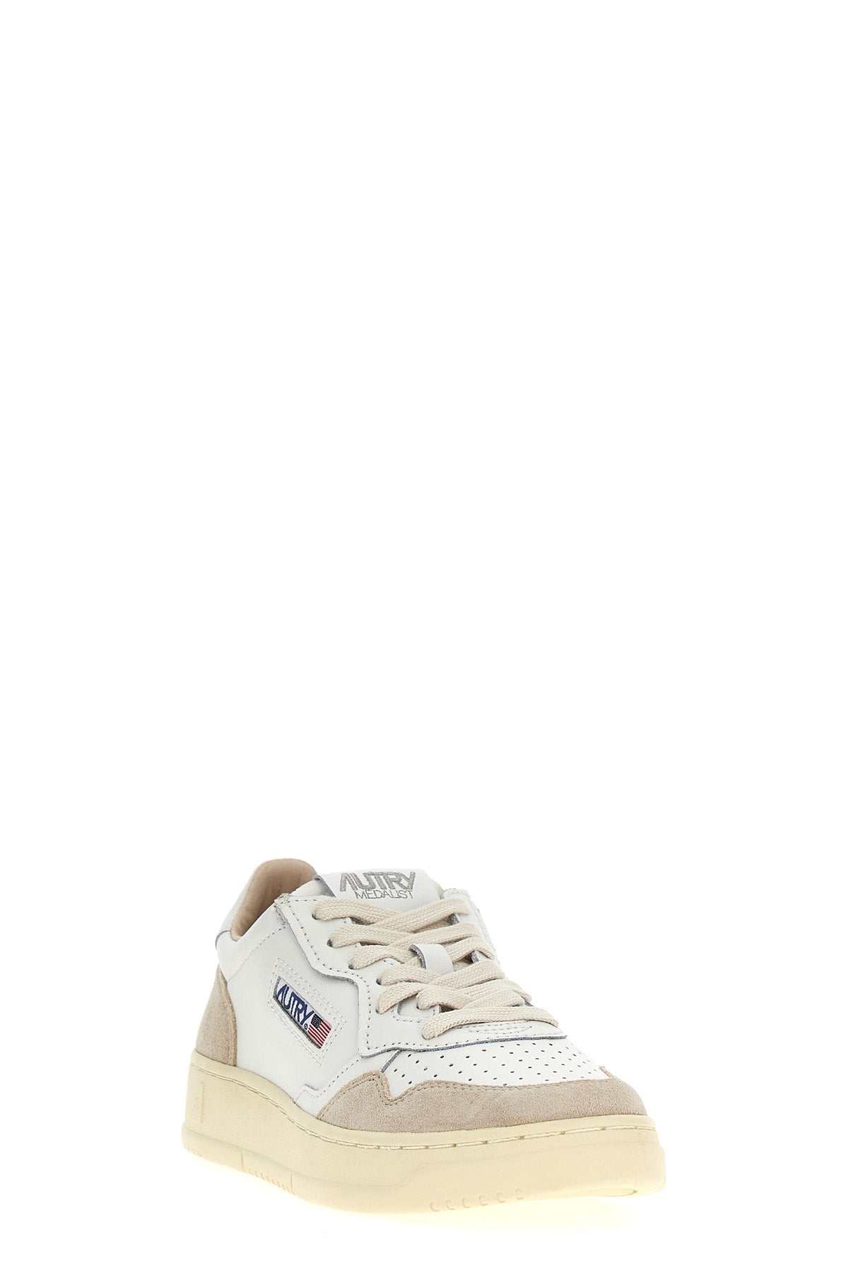 AUTRY 38 leather medalist low sneaker