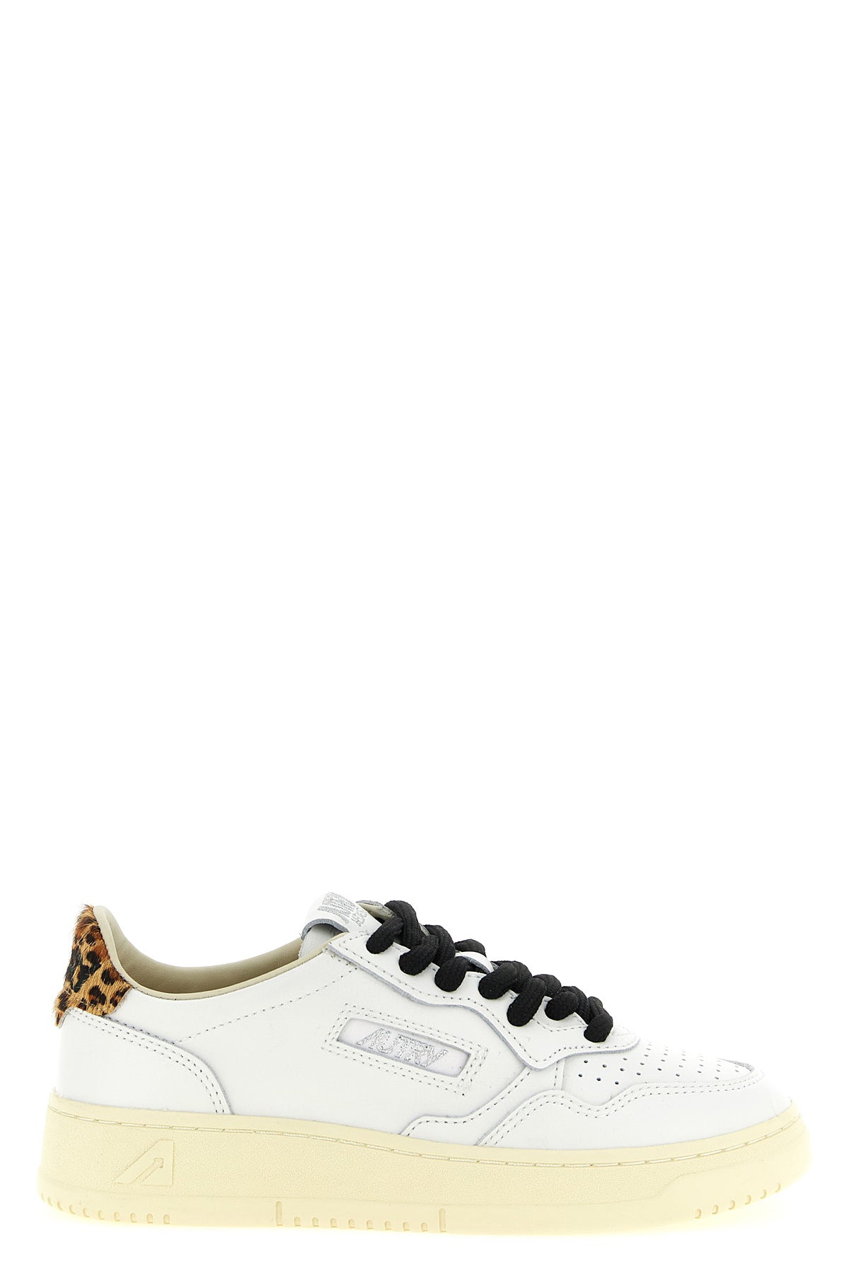 AUTRY 36 medalist low leather sneakers