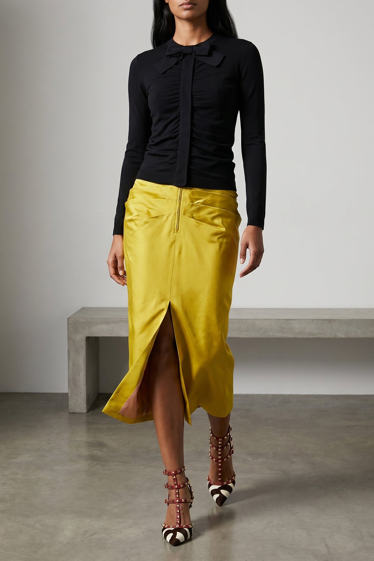 VALENTINO GARAVANI 38 shantung silk midi skirt
