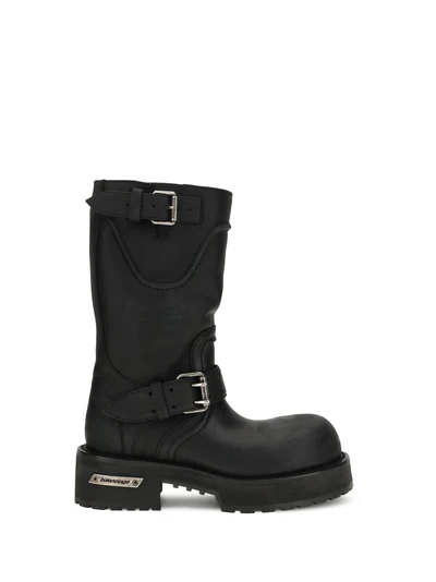 venom boots