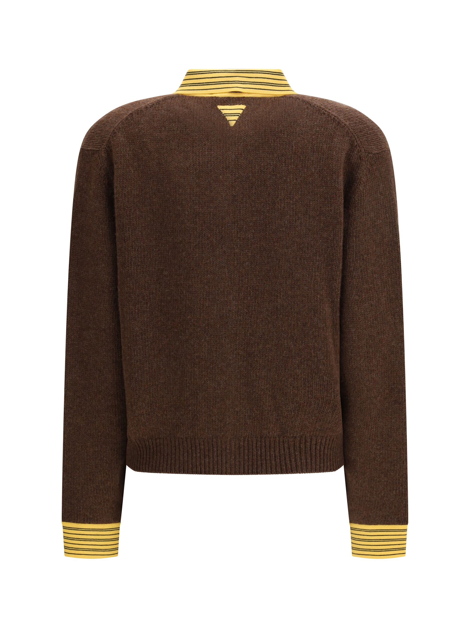sweater with a classic collar and front button fastening