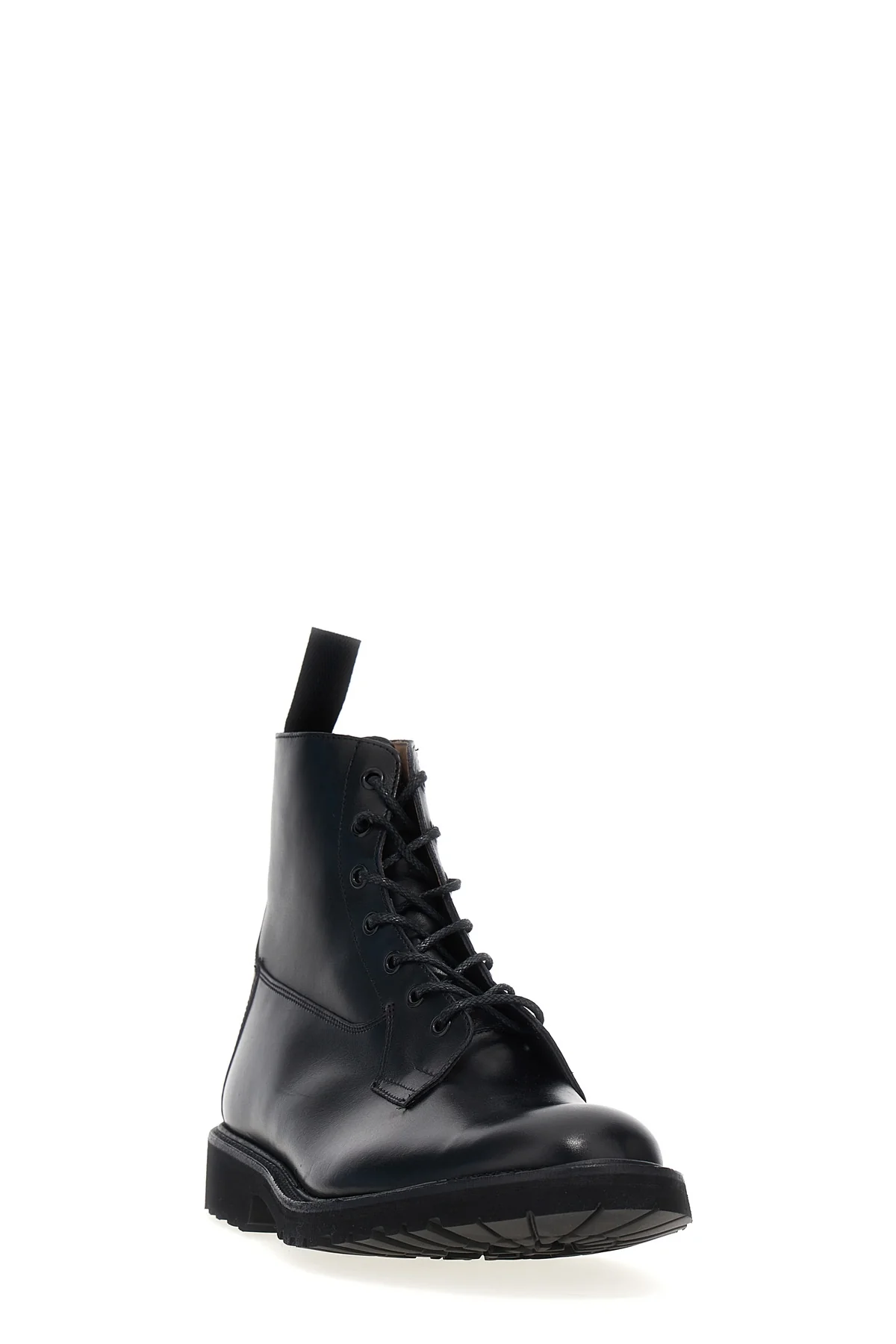 TRICKER