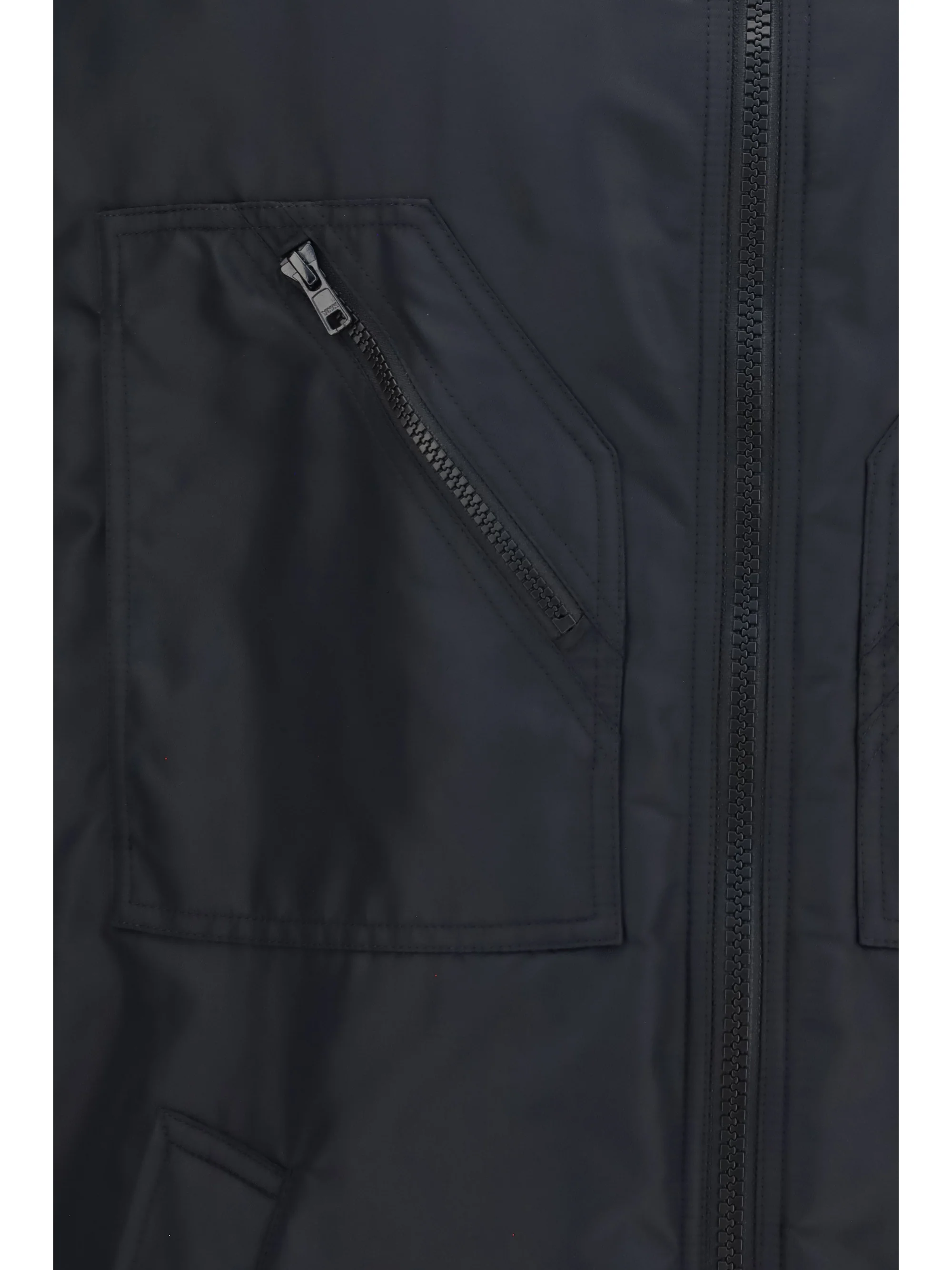 zip-pocket vest