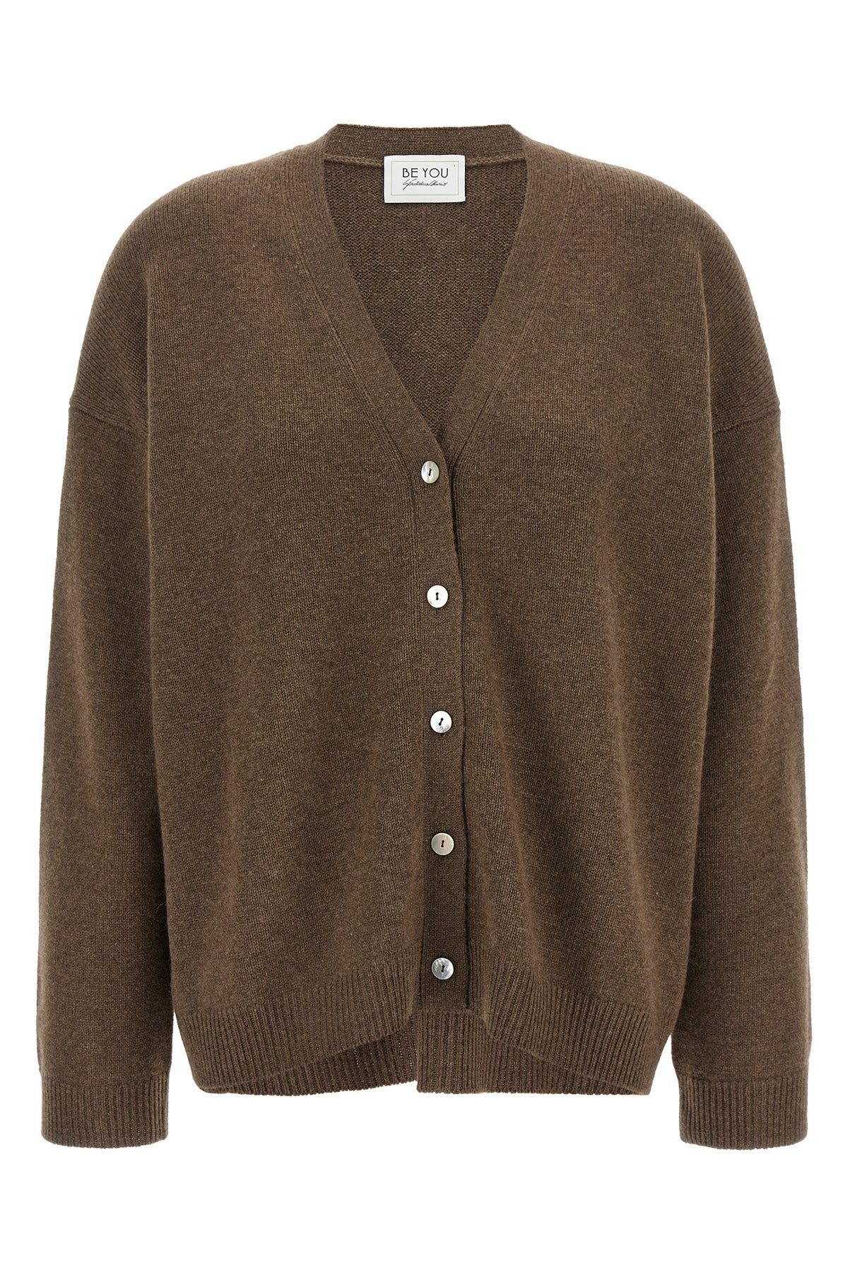 BE YOU L the be you cardigan stands out for a relaxed model and soft volumes that redefin