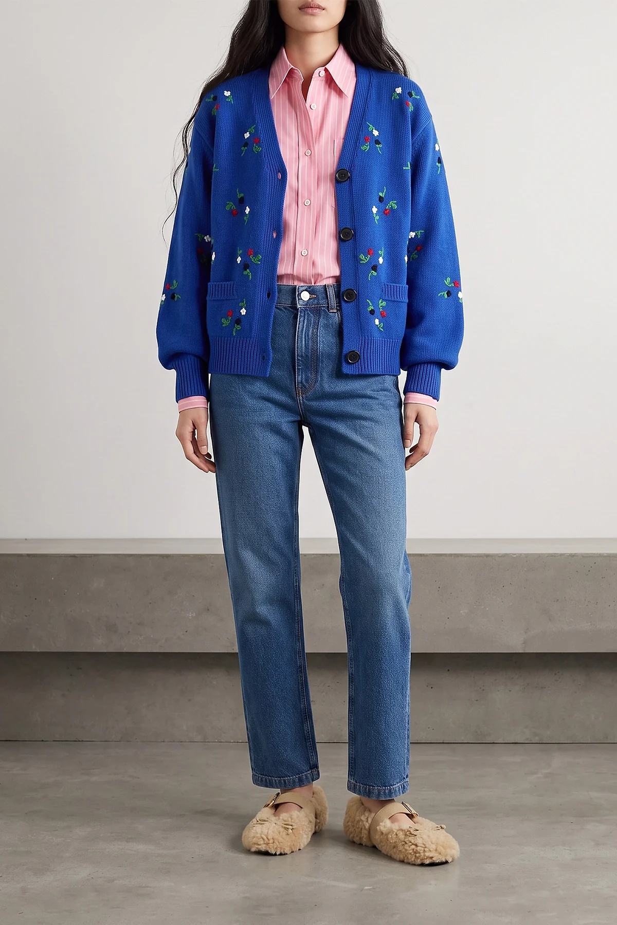 MARNI 38 the marni cardigan in virgin wool and cashmere blend embodies a sophisticated an