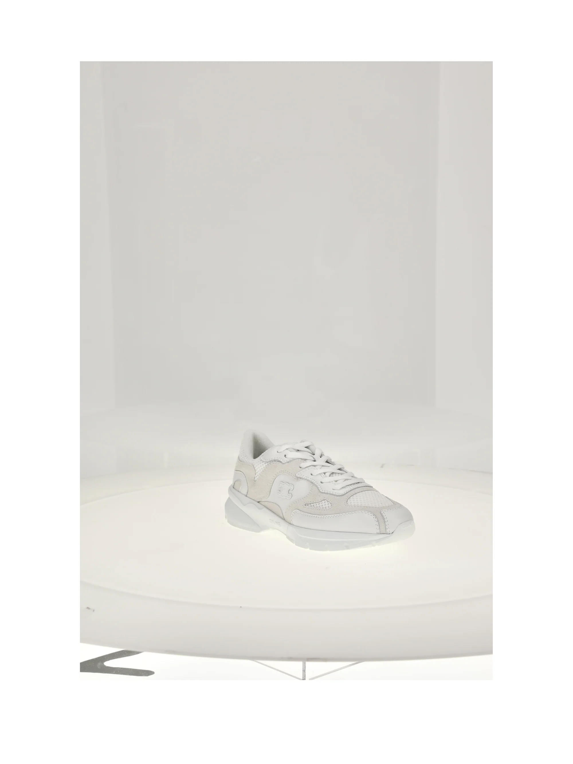 low lace-up sneaker