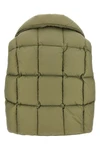 cozy cloud vest in quilted water-repellent nylon