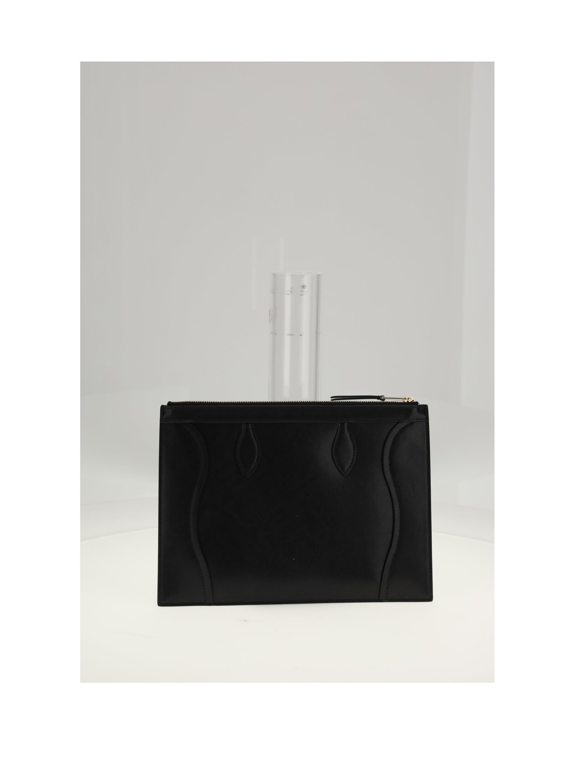 medium pouch