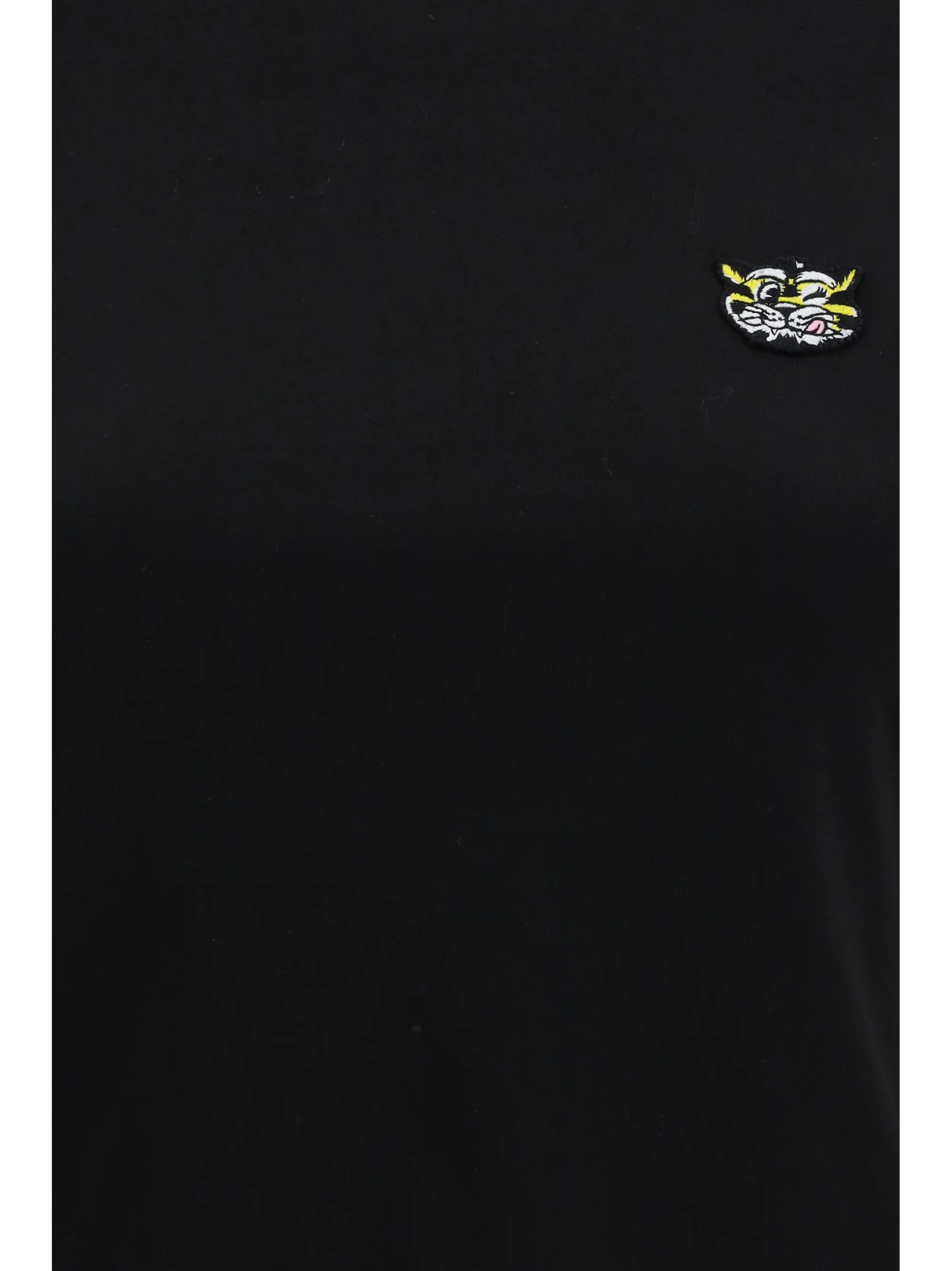 cotton t-shirt with the embroidered “wild tiger”