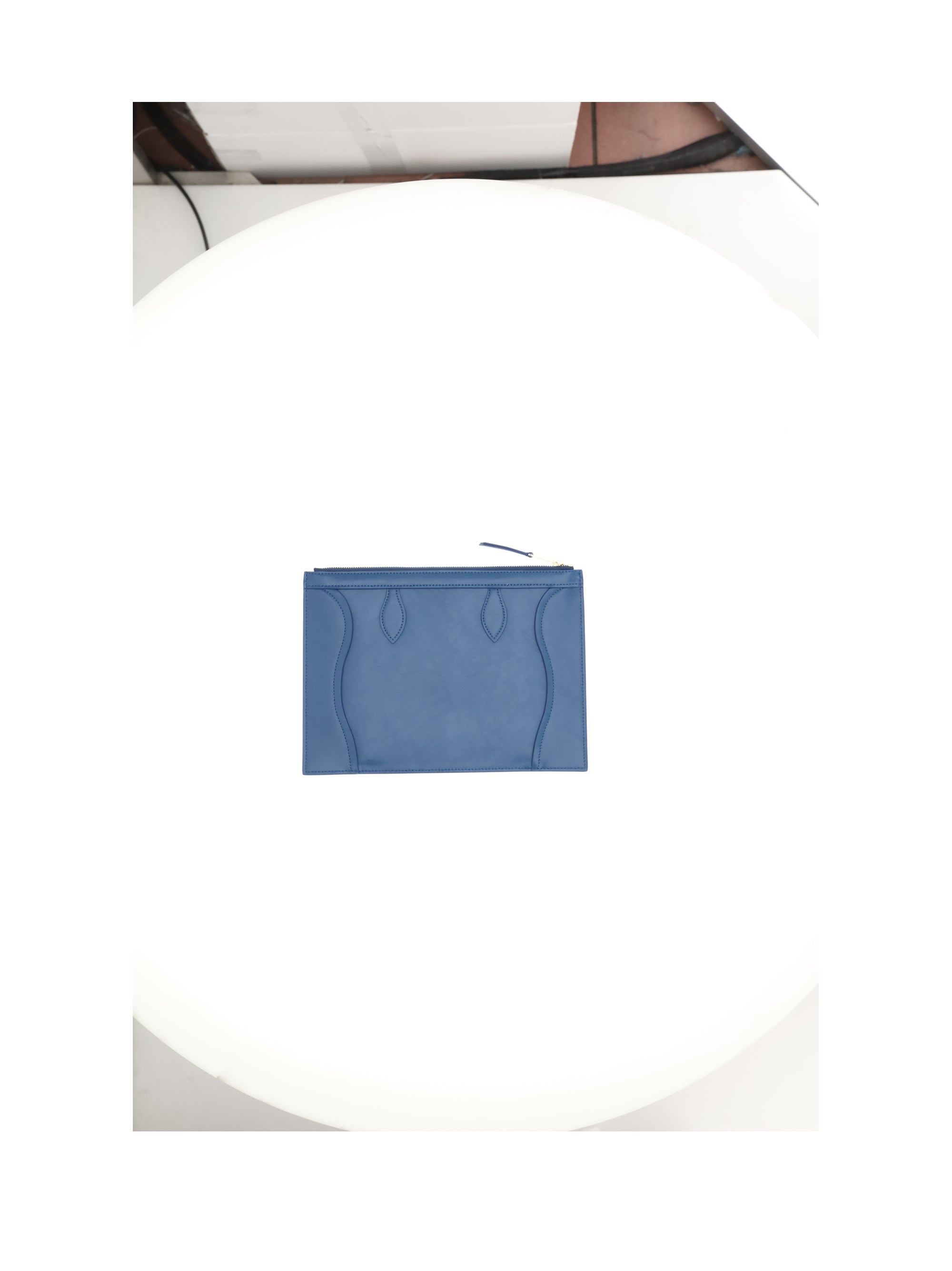 medium pouch