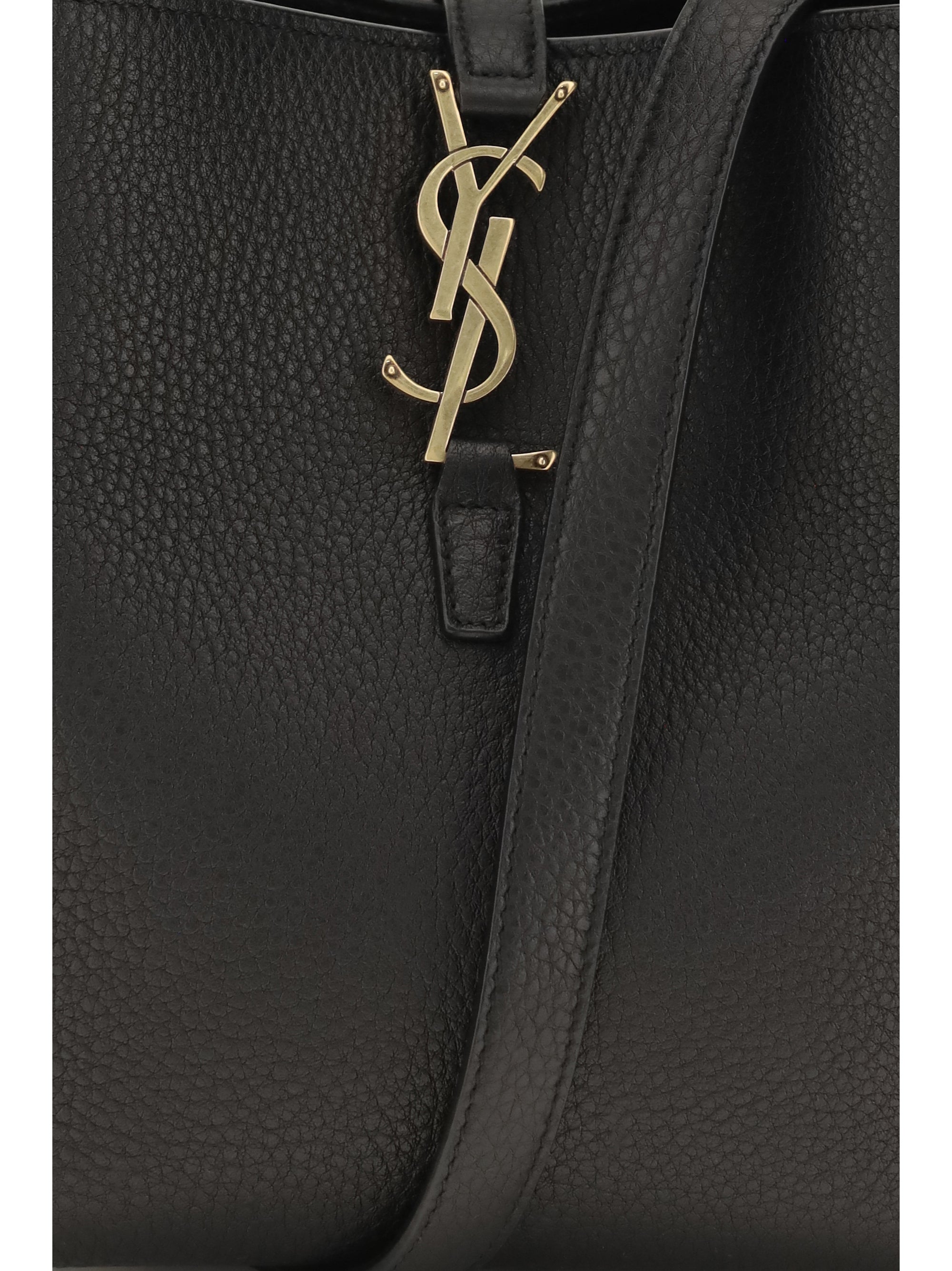 le 37 bucket bag