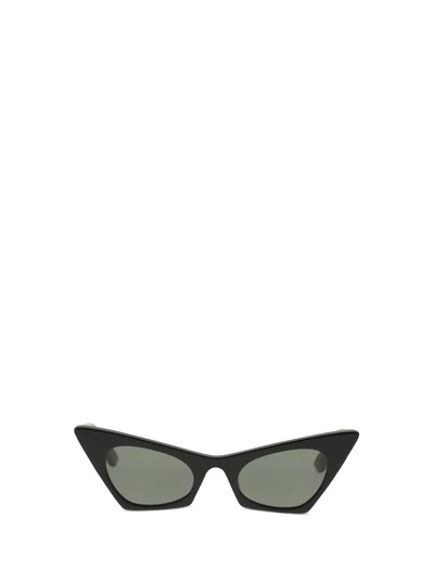 cat-eye sunglasses