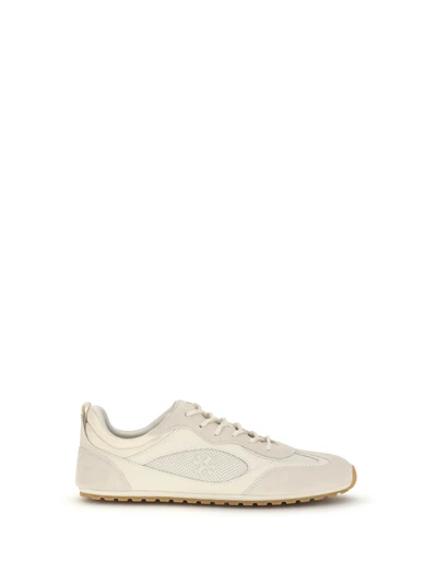 field sneakers