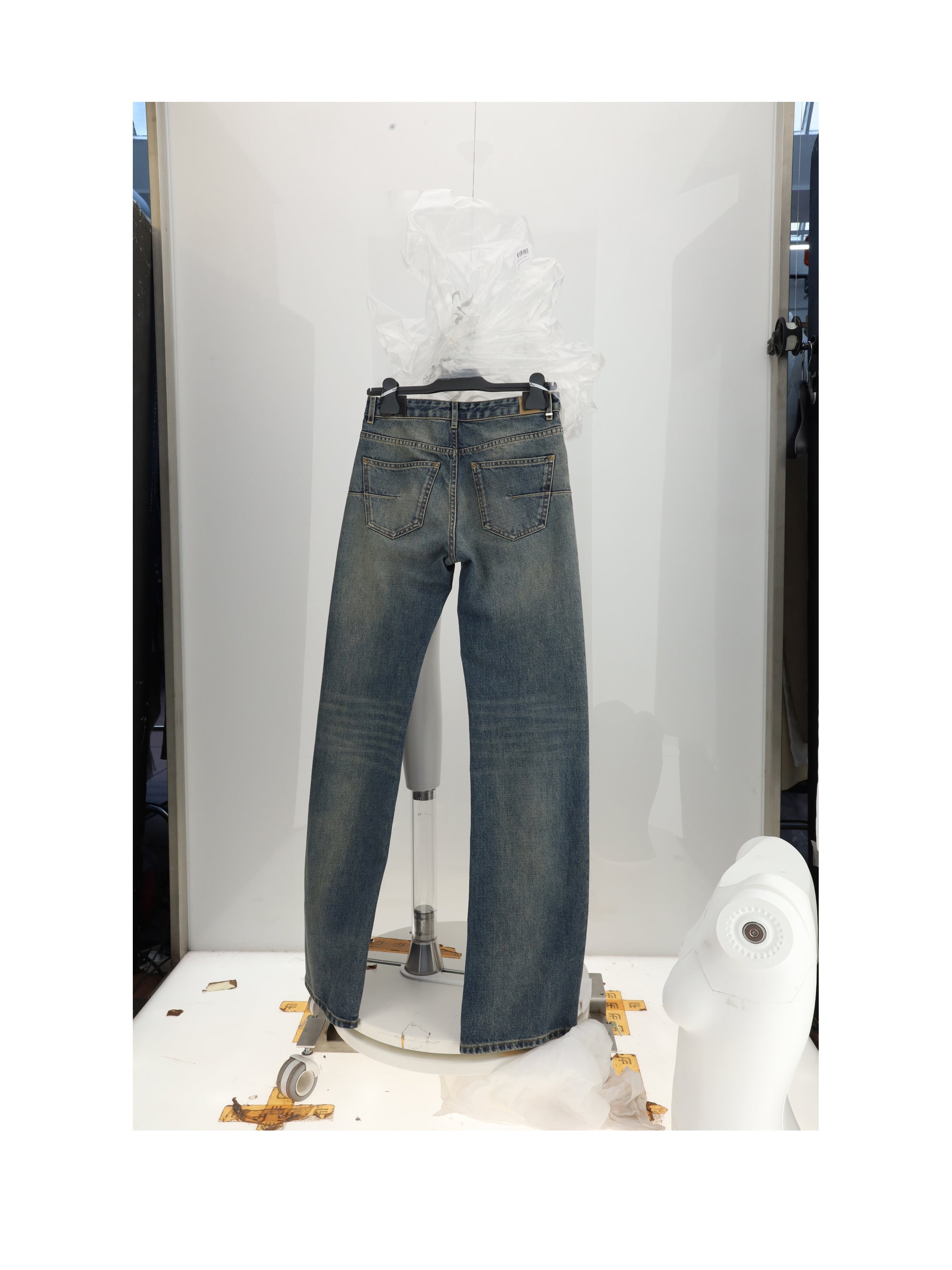 jeans