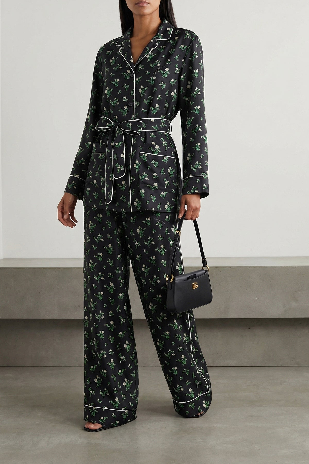 DOLCE amp; GABBANA 40 roselline and mughetti print silk twill shirt