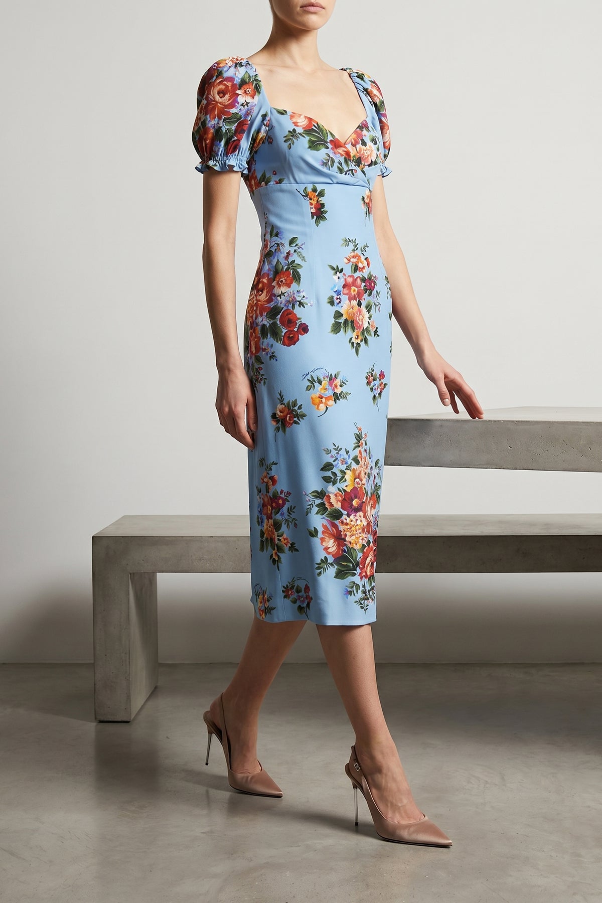 DOLCE amp; GABBANA 40 midi dress in slightly stretch silk