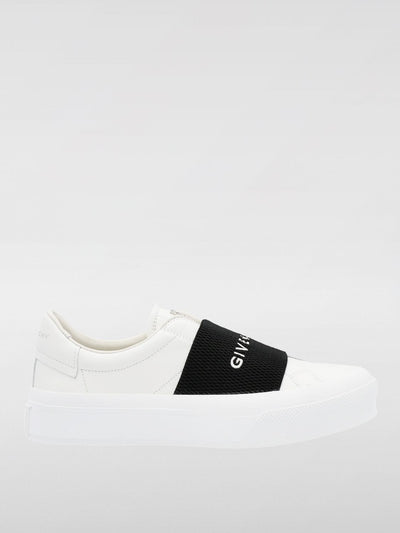 womans sneakers
