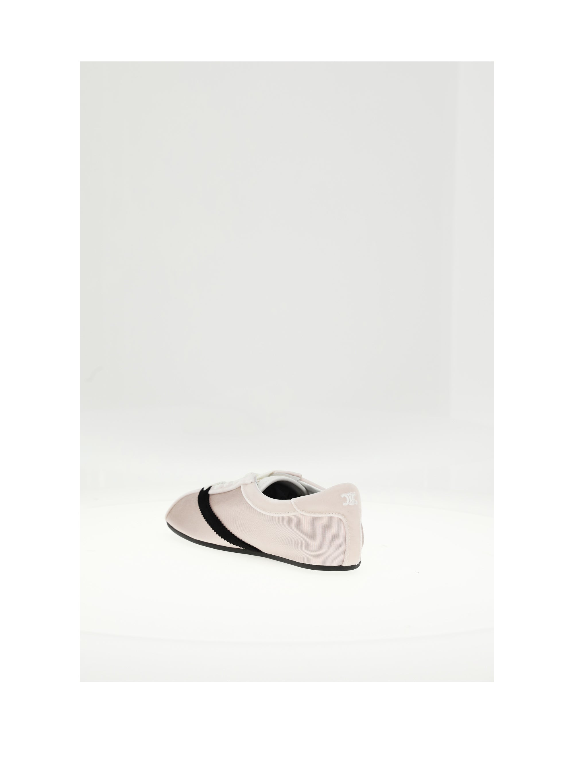 low lace-up sneaker 05