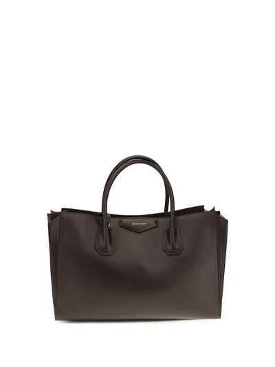 medium antigona catchall glossy grained leather handbag