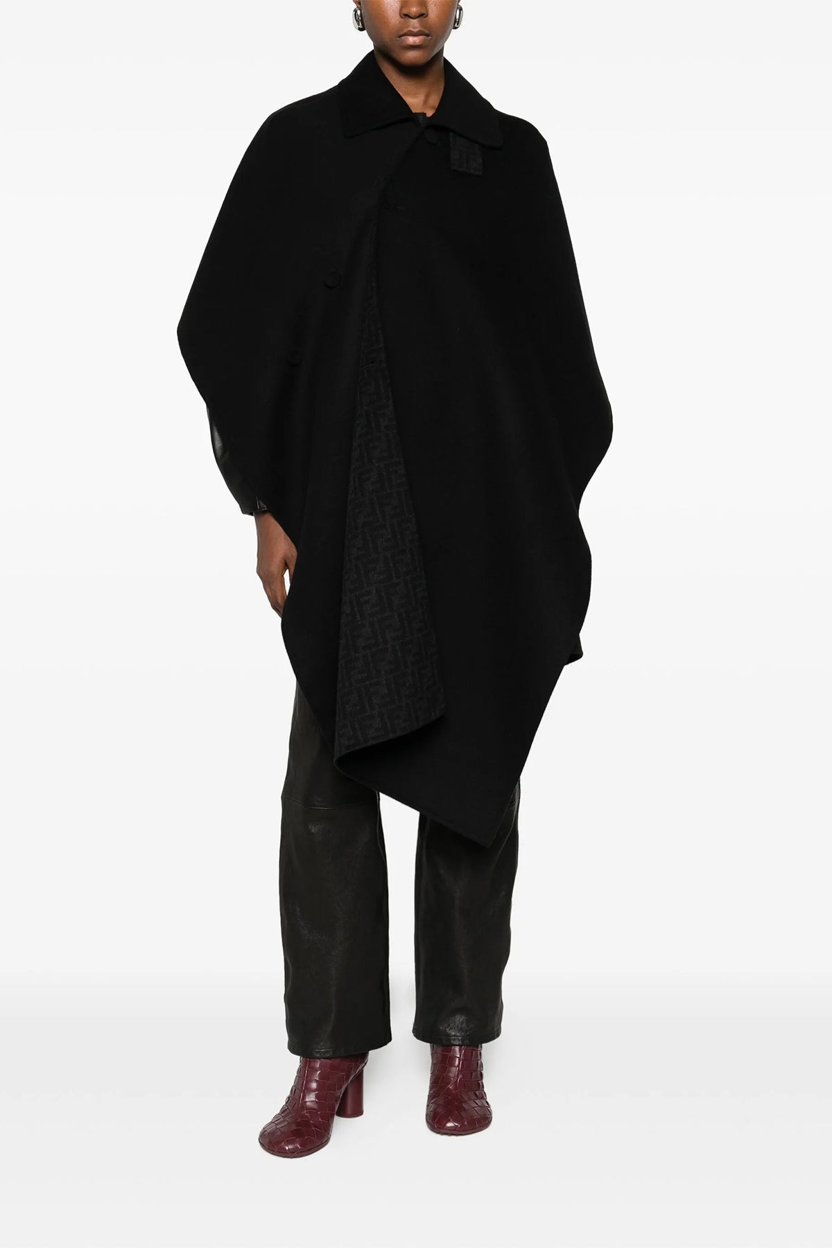 FENDI 40 short double wool wool cape