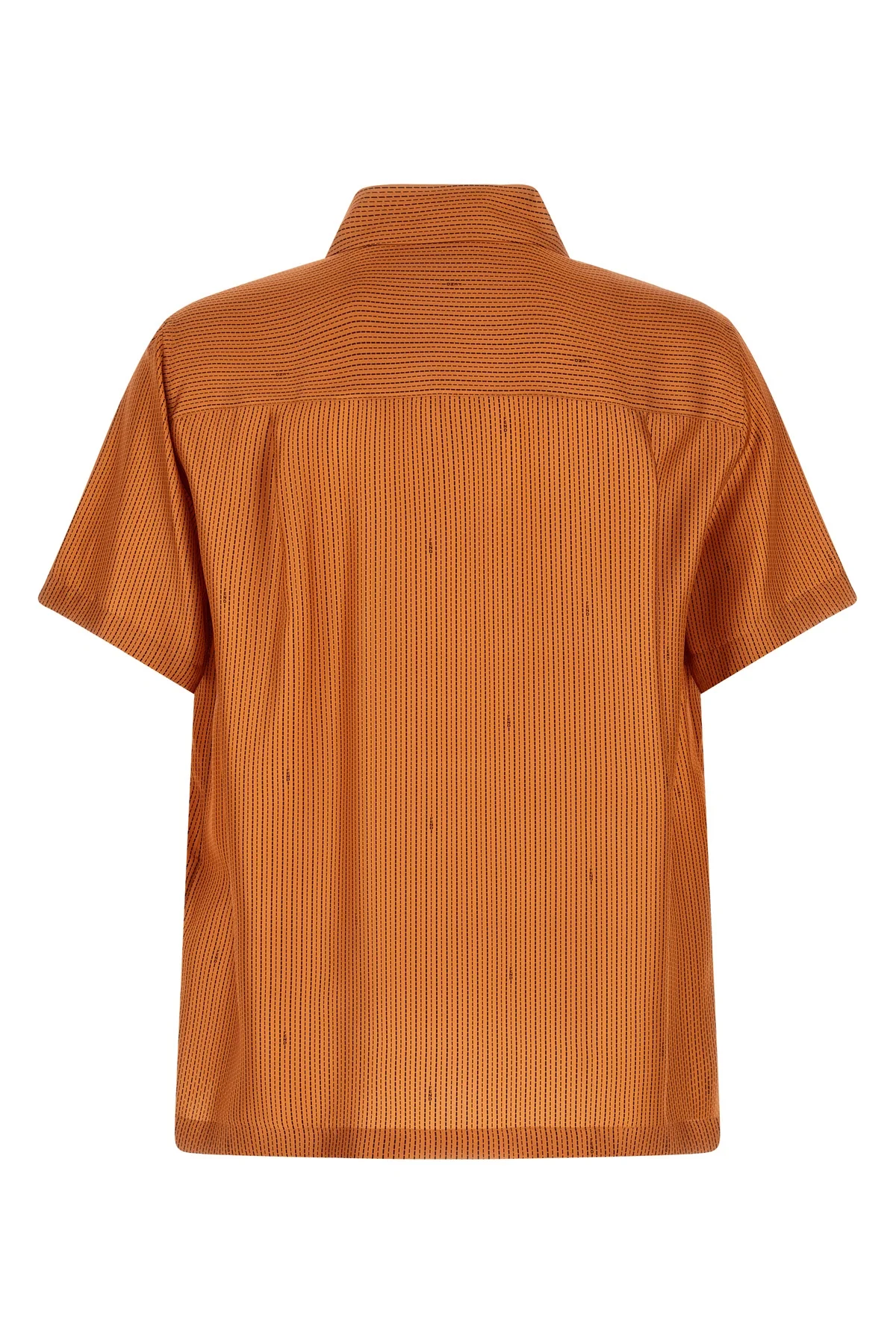 FENDI L the fendi comfort silk shirt features a relaxed model defined by a classic bowli