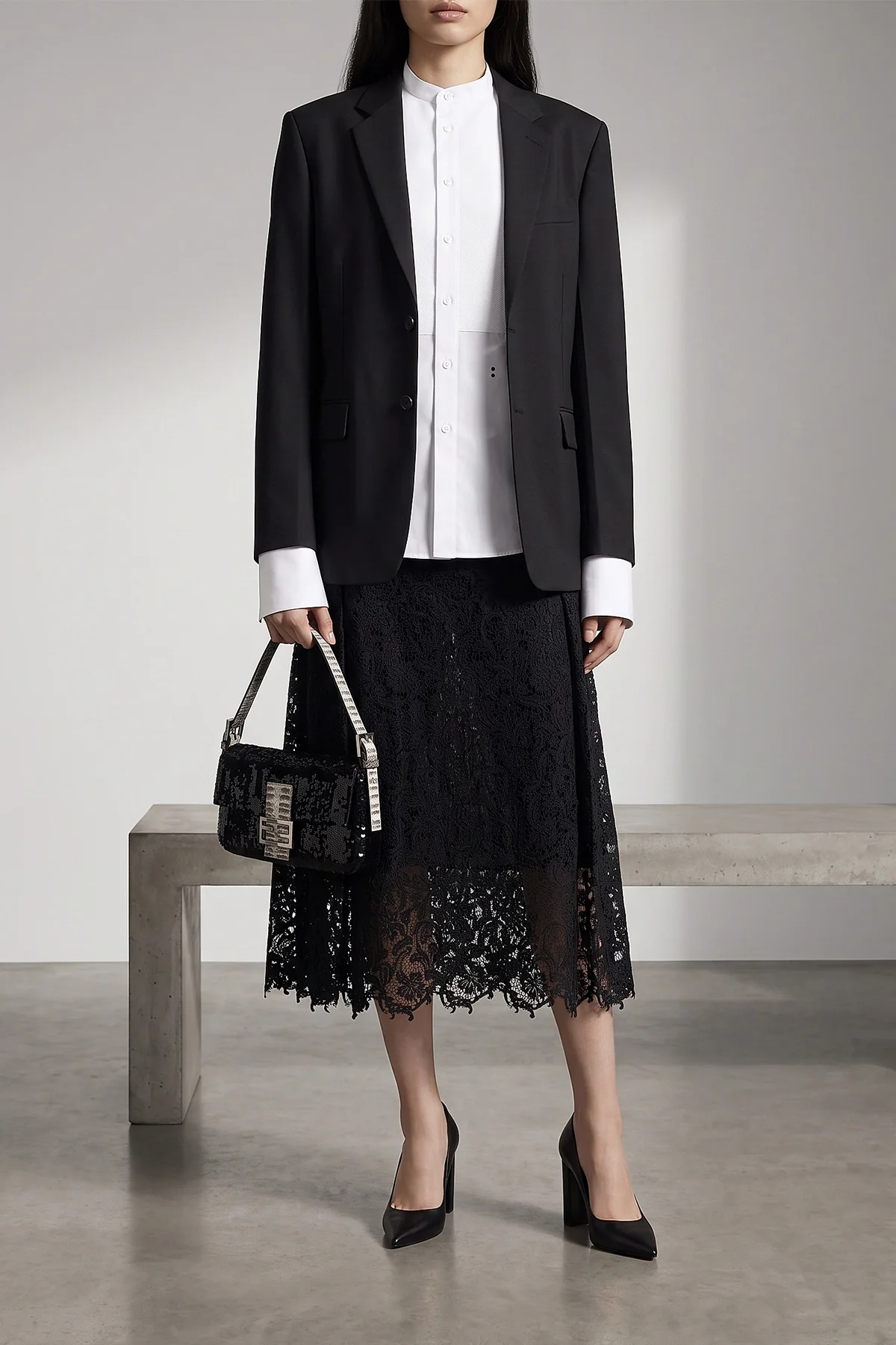 FENDI 36 the fendi fine poplin shirt reinterprets a classic of the male wardrobe through