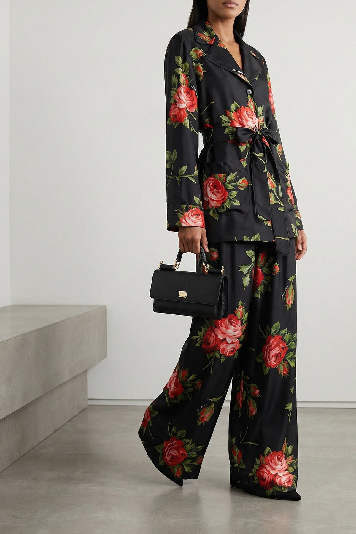 DOLCE amp; GABBANA 38 bouquet rose print silk twill trousers