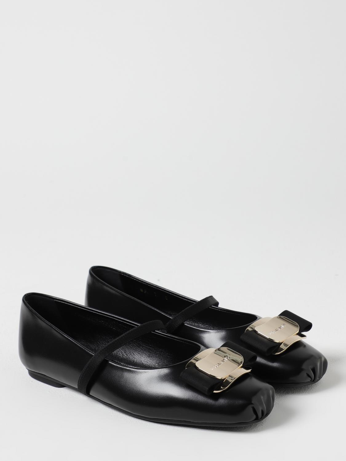 woman's ballet flat
