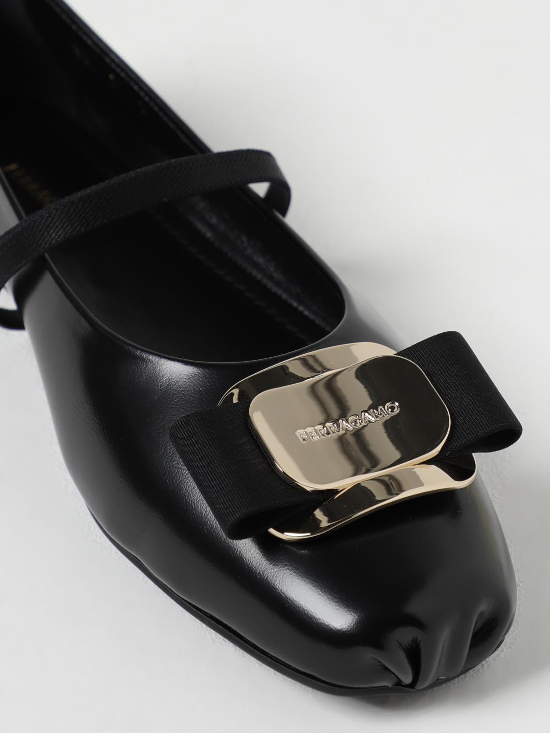 woman's ballet flat