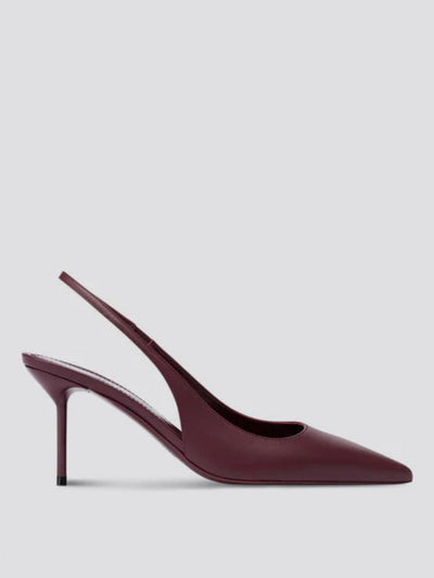 womans pump