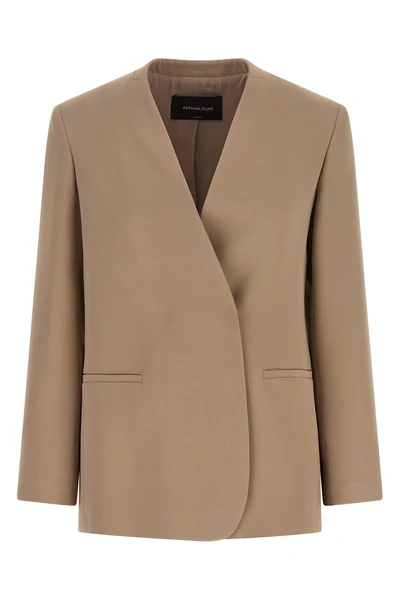 the fabiana filippi blazer stands out for its essential and lapels-free silhouet