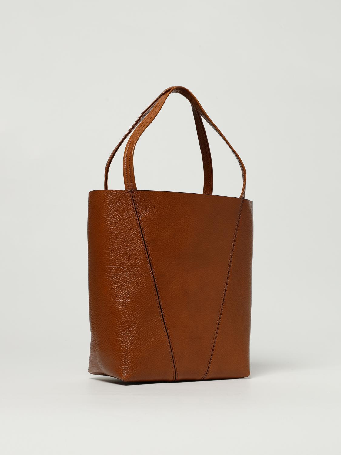 woman's shoulder bag chloé