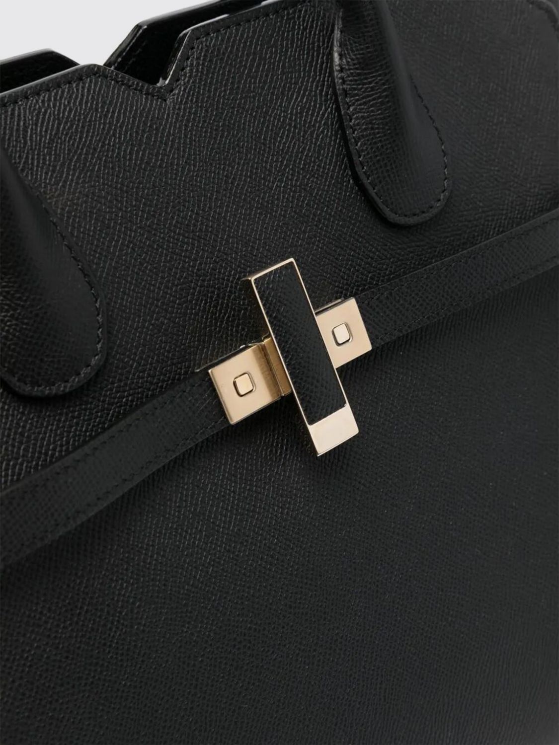 woman's handbag