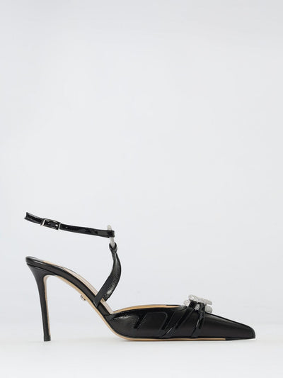 womans pump