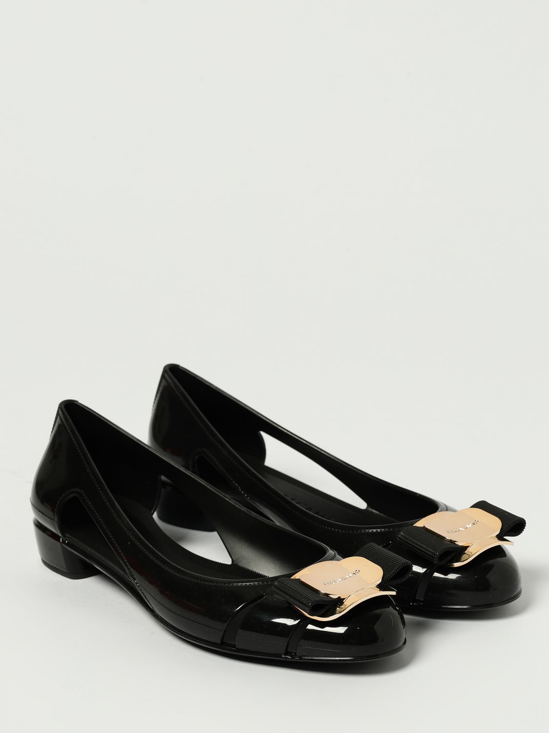 woman's ballet flat