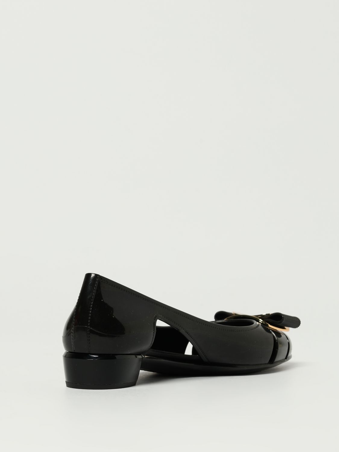 woman's ballet flat